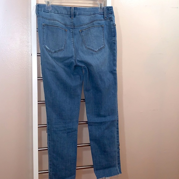 Chico’s So Slimming Beaded Vines Girlfriend Ankle Jeans - Picture 7 of 11